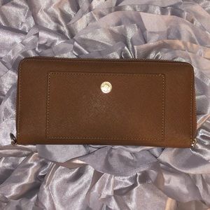Michael Kors Continental Wallet